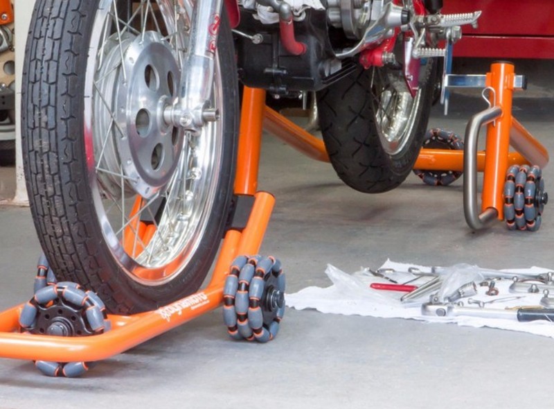 štender za motor za spremanje motocikla